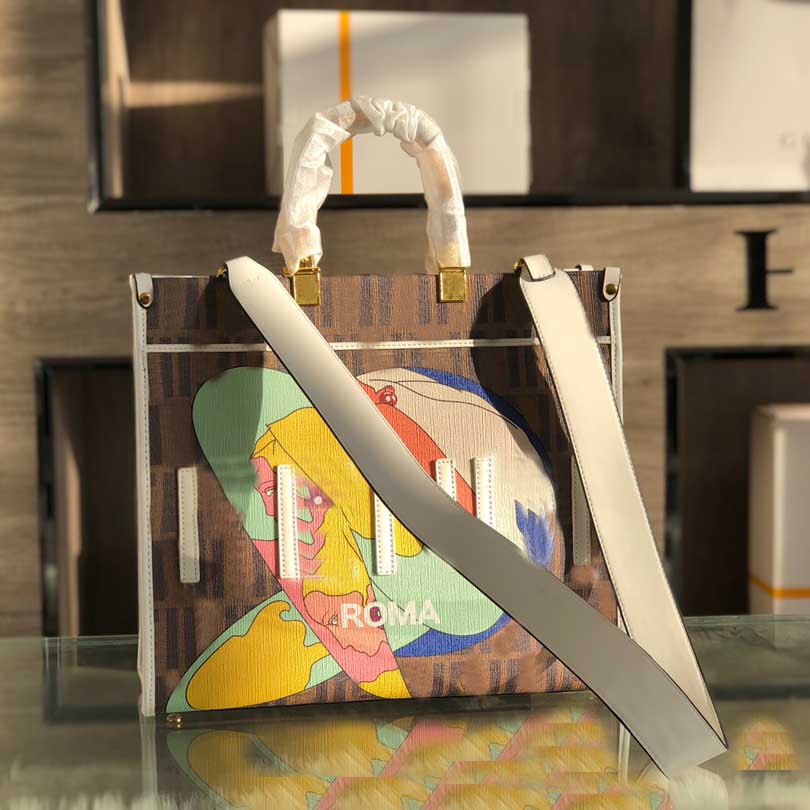 

Top designer tote bag large capacity retro painting high quality canvas stitching leather multifunctional street shooting handbag, White
