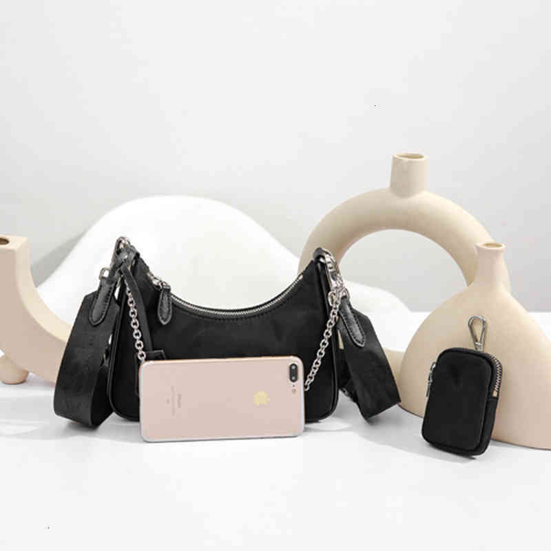 

5A+Fashion Re-Edition 2005 Nylon Designer Bags For Woman Luxury Handbag Men Lady Womens 2022 Crossbody Tote Hobo Shoulder purse Handbags Bag 1t, Customize