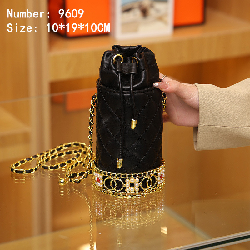 

Wholesale ladies leathers shoulder bags heavy industry diamond cylinder chain bag small fresh leather handbag trend embroidery drawstring bucket backpack, White-9609