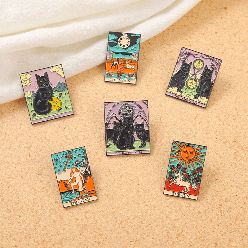 Broches carrées unisexes, soleil, lune, étoile, chat noir, carte de Tarot, sac à dos européen, pull, vêtements, boucle, Badge, cheval, Animal, Pe