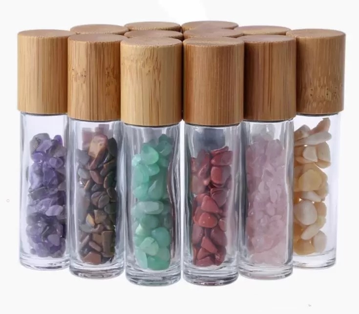 

UPS 10ml Essential Oil Diffuser Clear Glass Roll on Perfume Bottles with Crushed Natural Crystal Quartz Stone Crystal Roller Ball