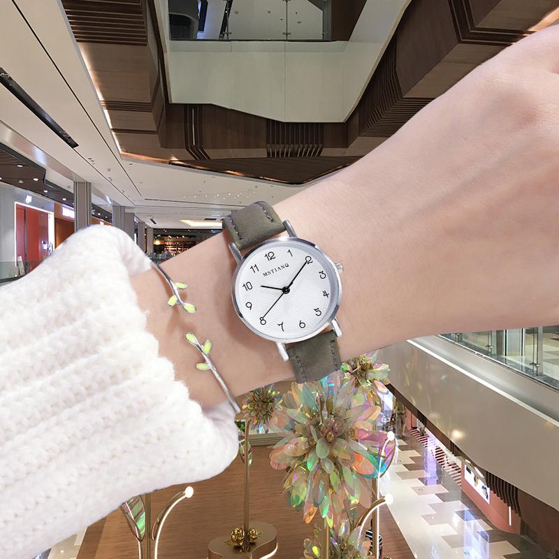 

Wristwatches Women's Watches Simple Vintage Small Watch Leather Strap Casual Sports Wrist Clock Dress Women Gift Reloj MujerWristwatches, Aaal4