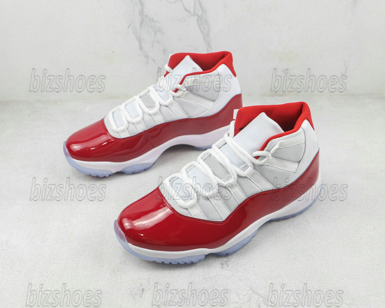 

Jumpman 11 Cherry Basketball Shoes 11s Retro White Varsity Red Mens Trainer Sports Sneakers, 01