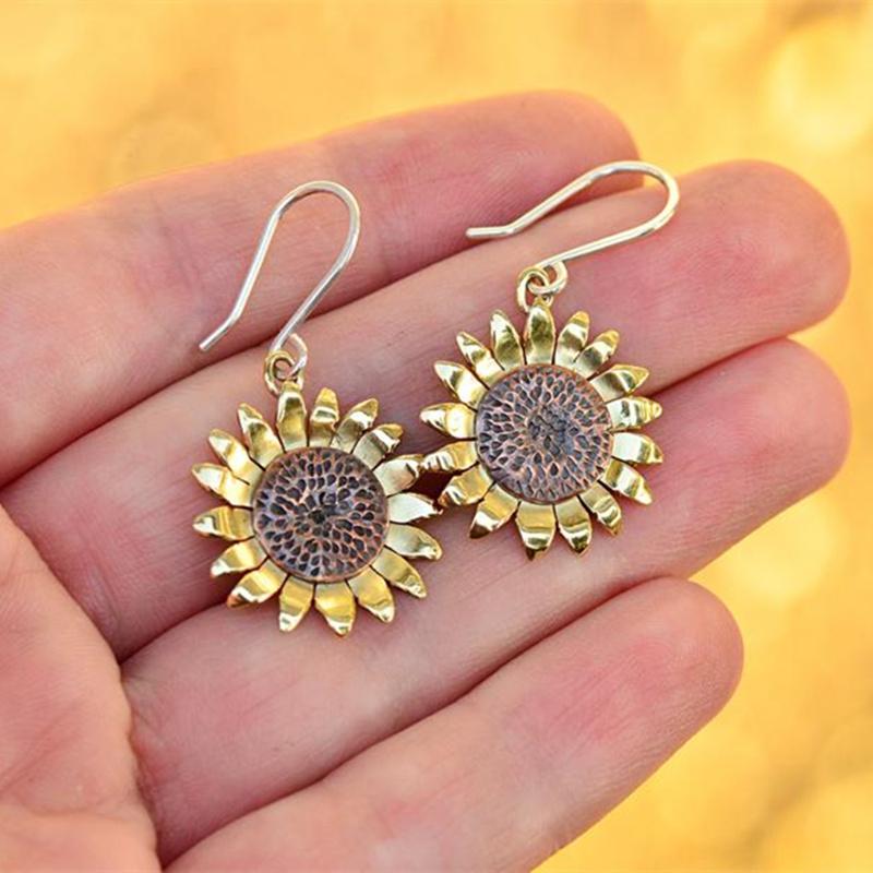 

Dangle & Chandelier Women Vintage Sunflower Earrings Gold Flower For Female Engagement Wedding Drop Bijoux WholesaleDangle