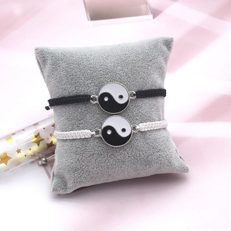 

Charm Bracelets Eight-Diagram-Shaped Appetizer Woven Yin And Yang Bracelet Couple Personality Handmade Hand Strap Gift For Girlfriend