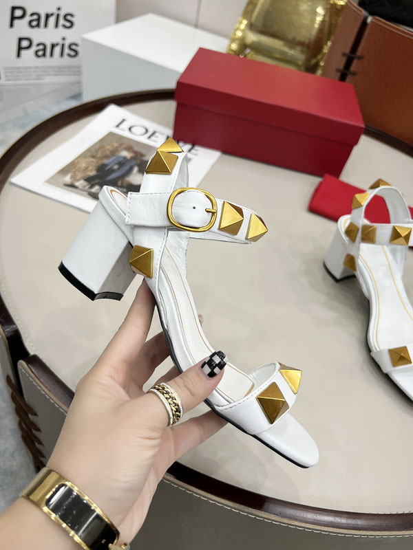 

Stylish Women Heeled Sandals Slippers Outdoor Roman Stud Calfskin Ankle Strap Casual Sexy Sandal Summer Designer Luxury Fashion Ladies Beach Flat Flip Flops, Customized