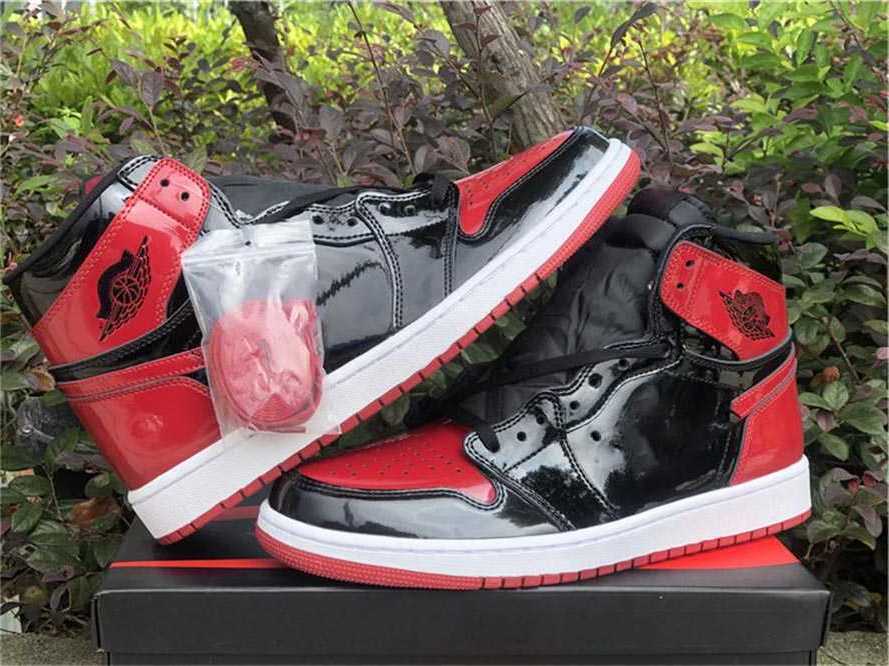 

Shoes Authentic 1 Og Bred Patent Black/white-varsity Red Man Woman Sports Sneakers Original 555088-063