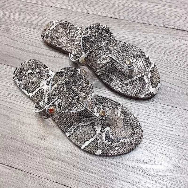 

Women's Designer Sandals Hollowed out Flats Slippers Low Heels Slides Leopard Python Snakeskin Flip Flops Patent Leather Summer Beach Shoes Sliders 35-42, Fill postage