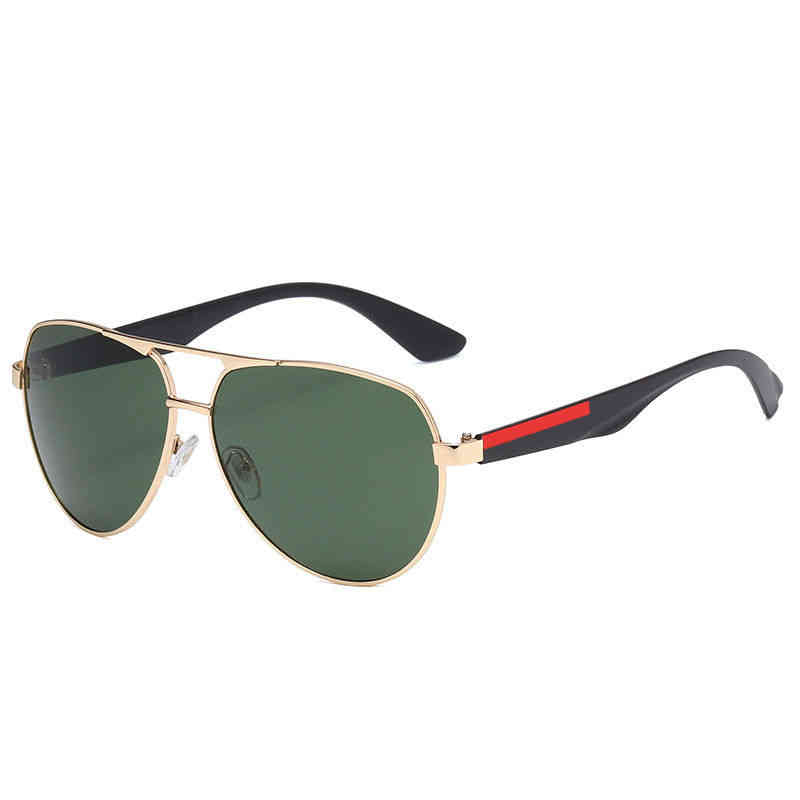 Cycle de Ray de designer Luxueux ADITA Quay Lunettes de soleil Mode Femmes Mens rétro Mode classique Métal Toad Toad Sun Anti-Glare Driver Verres