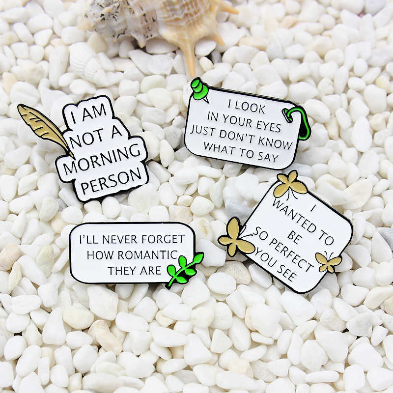 

Fashion English letter sign simple trend alloy Brooch gift letter badge jewelry for friends