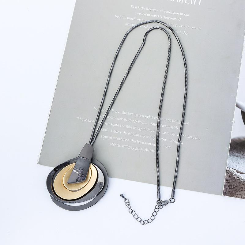 

Pendant Necklaces Fashion Goth Two Tone Spiral Metal Suspension Necklace Punk Long Chains Collares Charm JewelryPendant