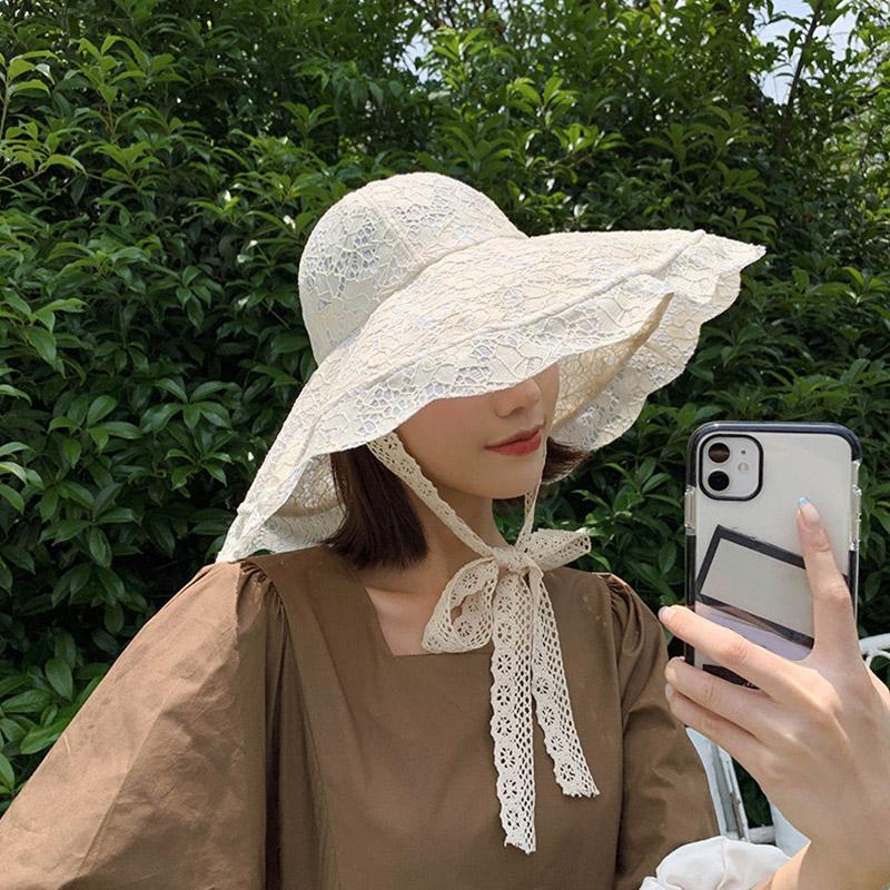 

Wide Brim Hats Women Summer Floral Lace Beach Hat Holiday Sun Visor Strap Adjustable Floppy Girl Cap Elegant Adult/Child HatWide