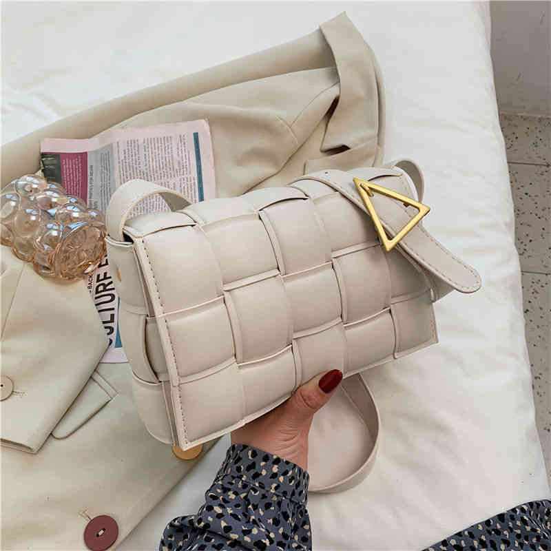 

Venetas Handbags Designer Bottegasv Sense Female Advanced Summer Fashion Woven Pillow Bag Shoulder Crossbody Bag