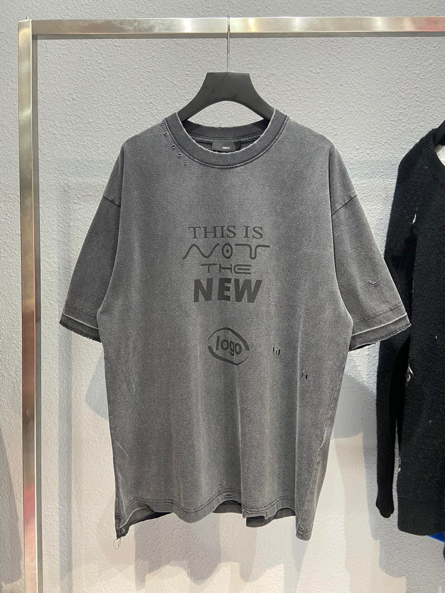 Nouveau pull tricoté avec lettre jacquard AOP en automne/hiver 2022machine à tricoter e Personnalisé jnlarged détail col rond coton rtg4954t