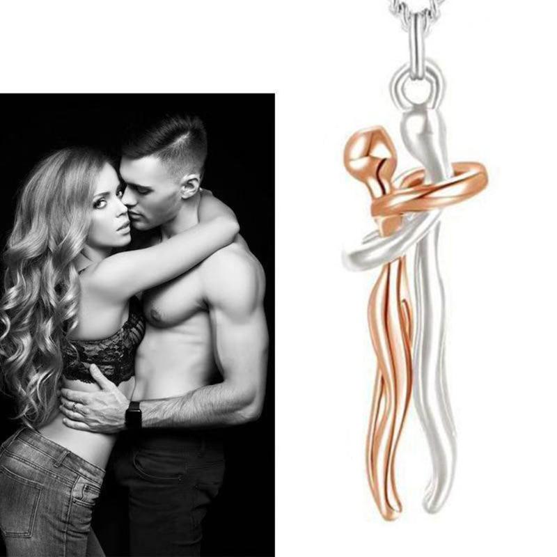 

Chains Couple Hugging Pendant Necklace Lovers Together Forever Metal Plating Love Style Charm Jewelry Gift For Wife Girls Mum
