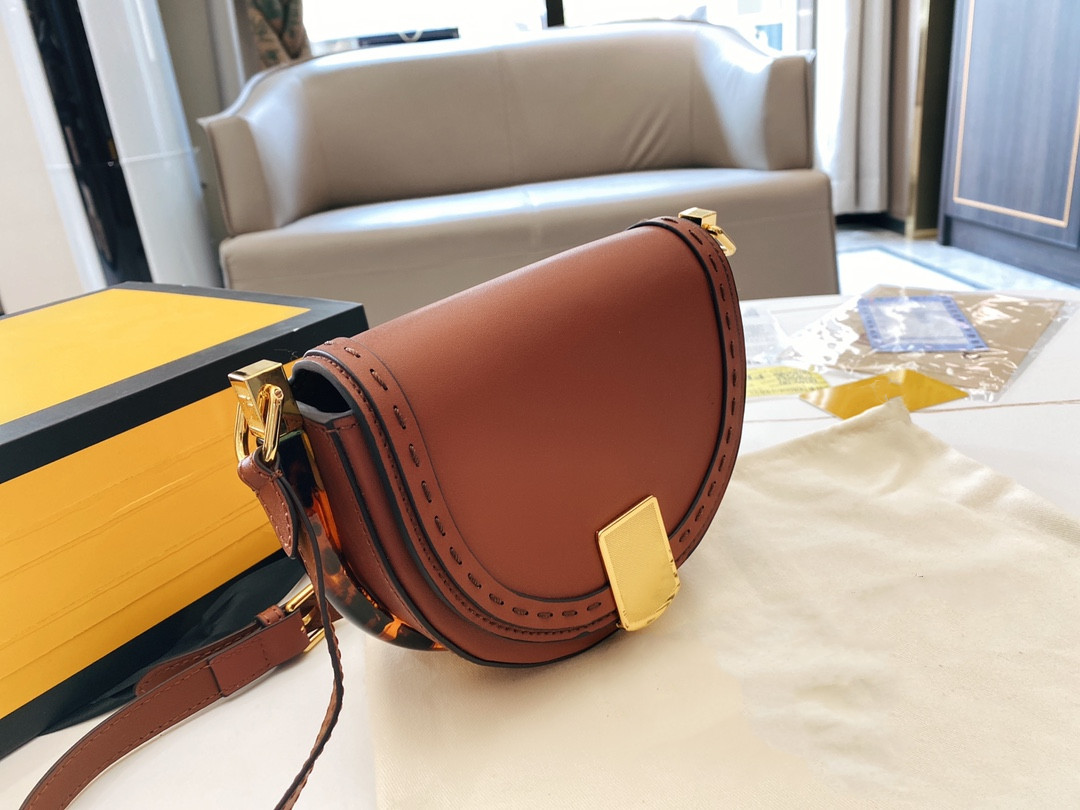 

Shoulder bag brand new classic designer bag cow leather quality semi arc design lovely retro high-end luxury simple elegant portable, Make up the difference