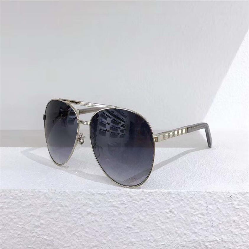 

Mens Attitude Pilote Sunglasses 0339 Silver Frame Grey Shaded Classic Sunglasses UV400 Protection Eyewear with Case215g