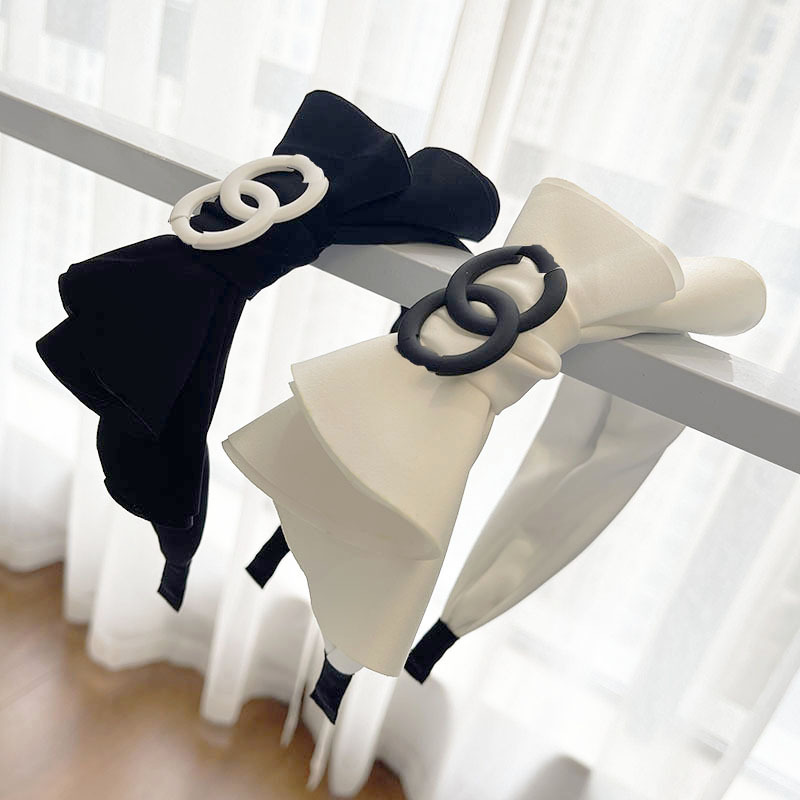 

Designer Luxury Handmake Hair Bands For Women Cloth Letter Hair Hoop Girl Elastic Headband Sports Fitness Headbands Head Wrap Accessories 2Colors