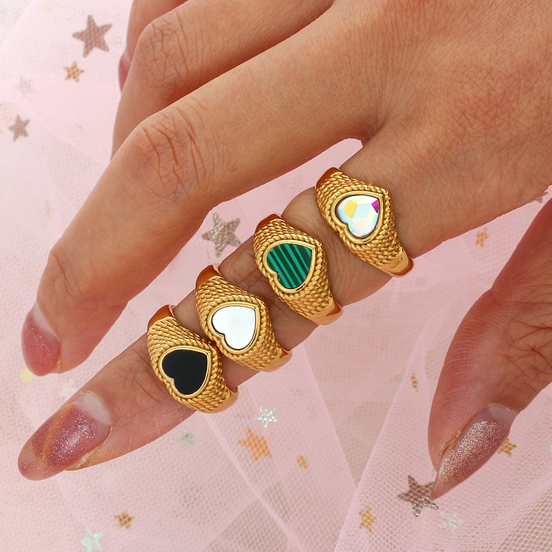

Romantic Valentine s Day Gift Green Black White Shell Colorful CZ Stone Heart Ring Stainless Steel Twist Texture Gold 220716