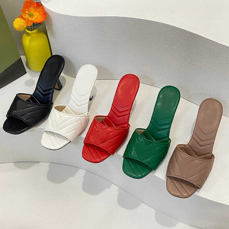 Avec Box Beach Designer Femmes Pantoufle Caoutchouc Slide Gear Bas Pantoufles Rayées Antidérapantes Été Huaraches Sandales Talon Haut 7.5cm