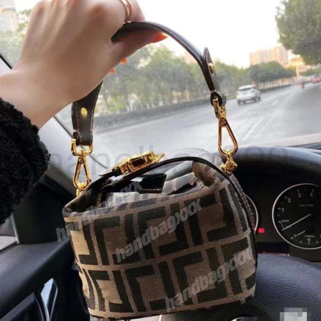 

Luxury Designers Waist Bags Cross Body Handbag Famous Bumbag Fashion Shoulder Bag Handbag Classic Flower Shoulder Online Suitcases fendi, Brown