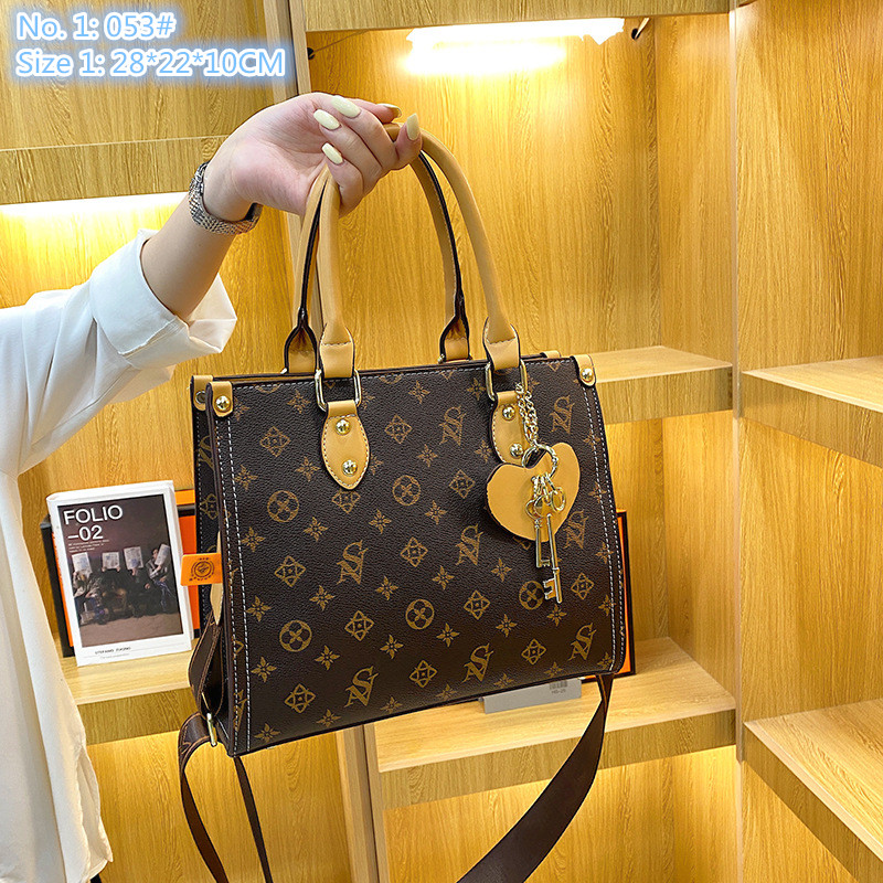 

Wholesale factory ladies shoulder bags 2 styles street trend contrast leather handbag retro letter printing tote bag simple gold pendant fashion handbags, Beige1-053#