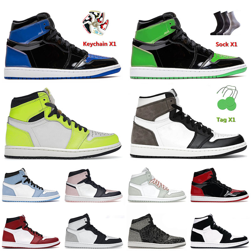 

2022 Arrival Jorda 1 High Mens Basketball Shoes 1s Patent Blue Green Visionaire Dark Mocha Jumpman Carbon Fiber Hyper Royal Jorden1s Men Women Trainers Sneakers, A19 bordeaux 40-47