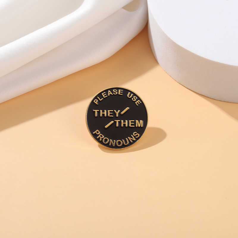 

Geometric round badge they Brooch black metal alloy disc