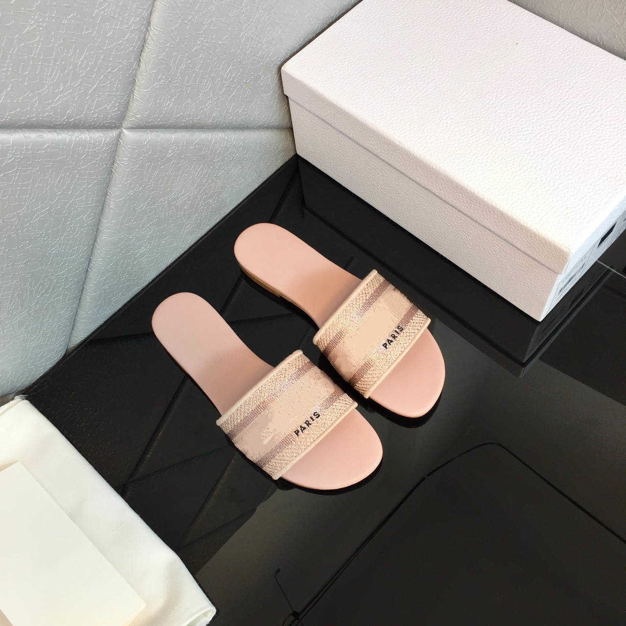 

2021 Designer Men Women Sandals with Correct Flower Box Dust Bag Shoes tiger