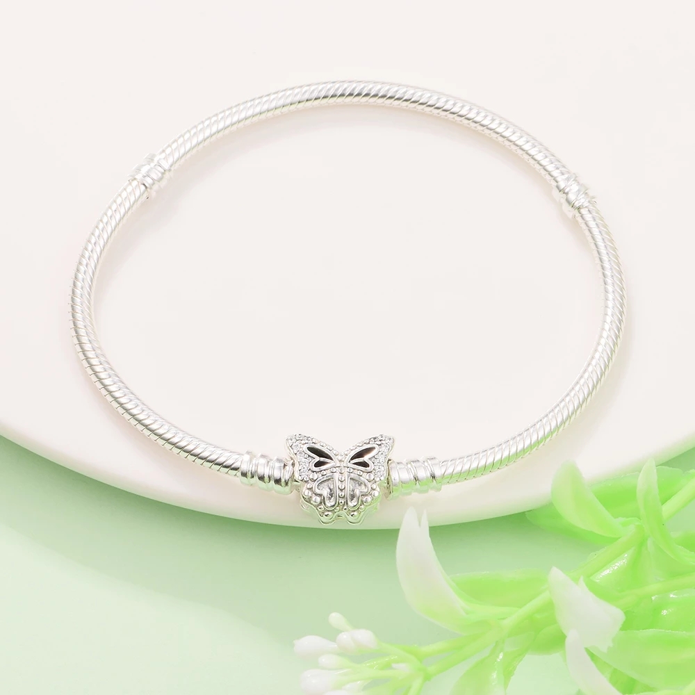 

New 100% 925 Sterling Silver Butterfly Clasp Moments Snake Chain Bracelets For Women Fit Pandora Charms Beads Jewelry DIY 2022 Spring New 590782C01