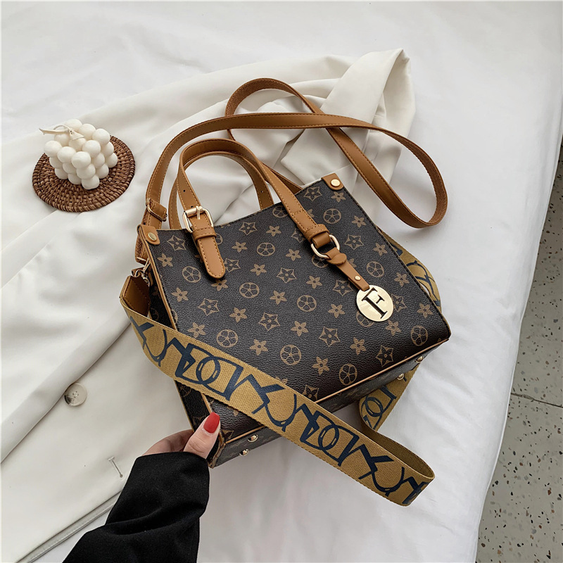 

wholesale fashion polka dot ladies shoulder bags large print tote bag sweet little fresh cartoon Women handbag comfortable wide shoulder strap fashions backpack, Coffee-3023