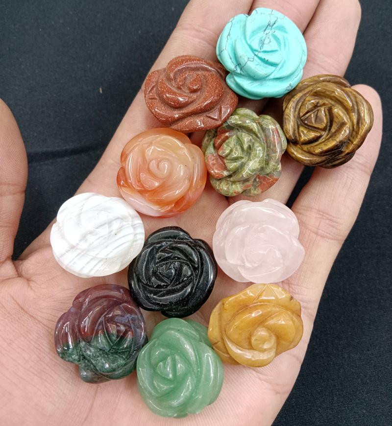 

Pendant Necklaces Wholesale Mixed Color Natural Stone Powder Crystal Sandstone Turquoise Hand-carved Flower Beads DIY Bracelet NecklacePenda