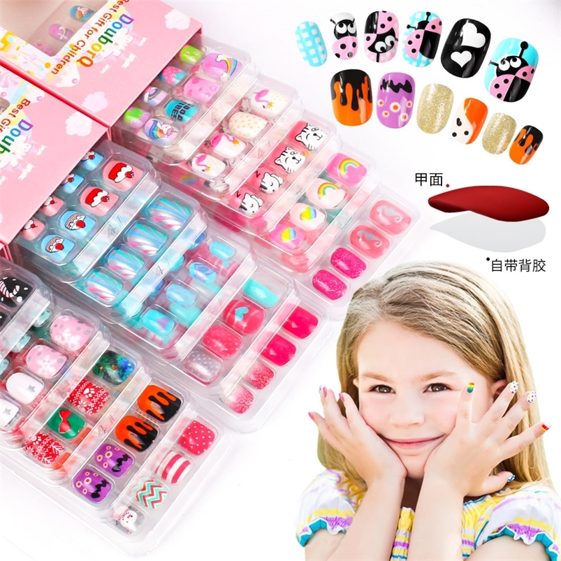 

120Pcs Candy Child Tips Kids False Girls Cartoon Press on s Colorful Festival Full Cover Nails Cute Manicure Tools 220613