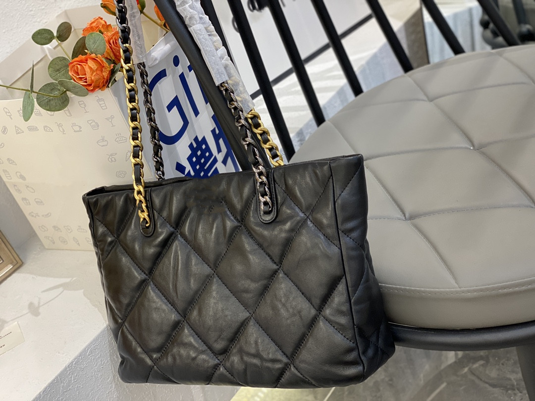 

Women's Fashion Tote Bag Luxury Designer Bags CC Bags Handbags Shoulder Chains Crossbody Wallets Black