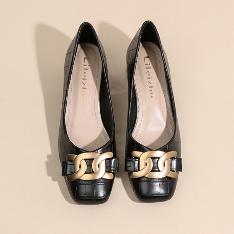 

Plus Size -43 Women Pumps Med Heel Square Toe Pumps Office Lady Leahter Shoes Big Gold Metal Chain Soft Soles Slip on Shoes, Black