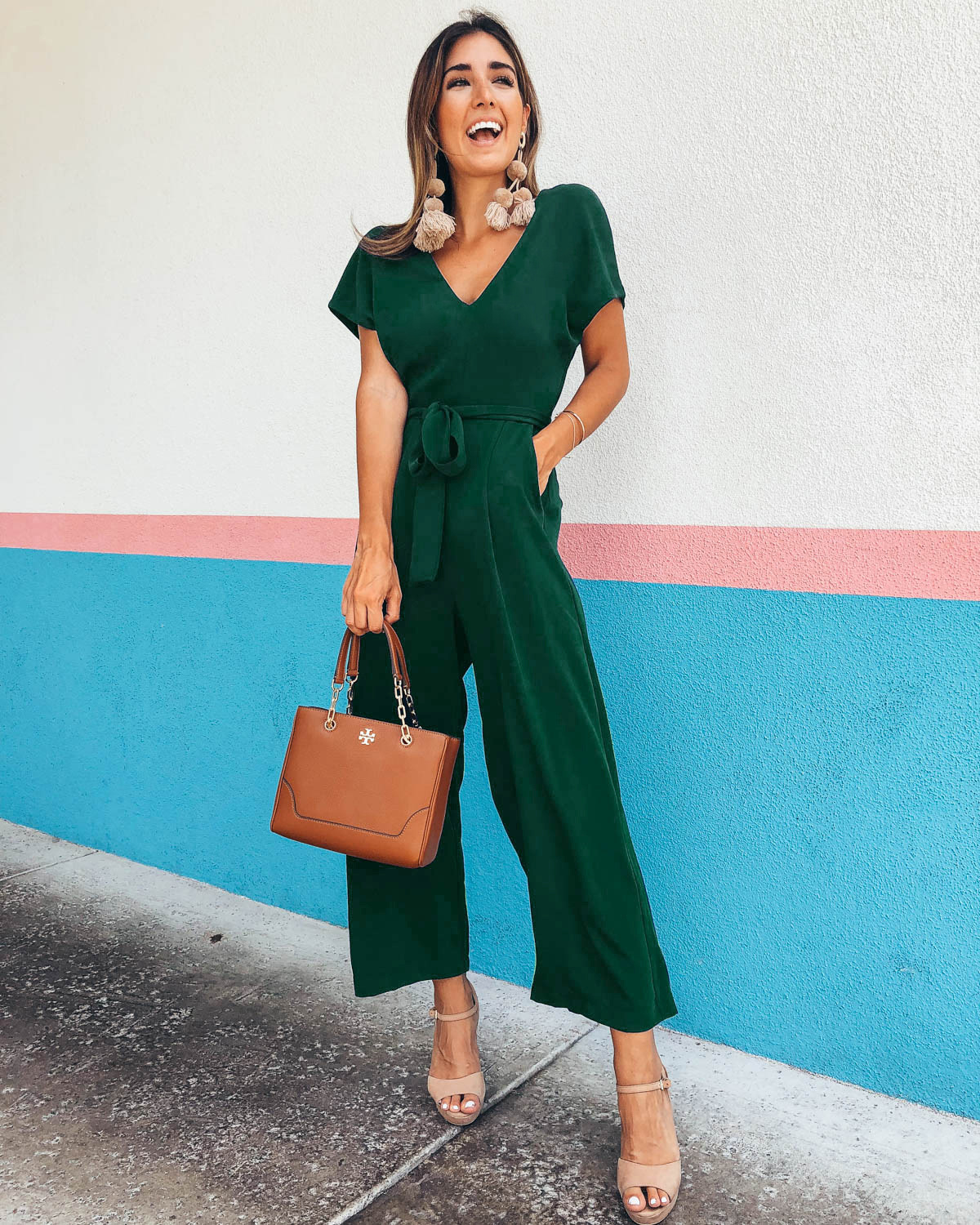 

Summer short sleeved V-neck Jumpsuit temperament casual wear, Green
