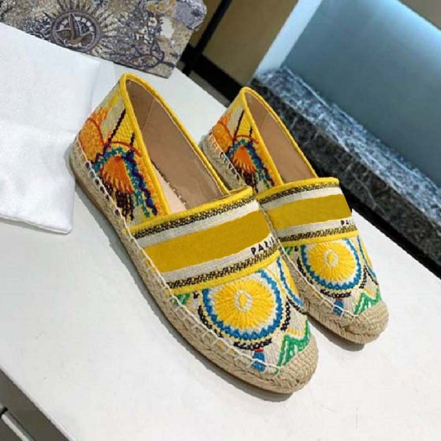 

Espadrilles Designer Shoes Luxury Sneakers Woman Casual Shoe Canvas Real Leather Loafers Classic Design Slipper Slides by brand 014, #23