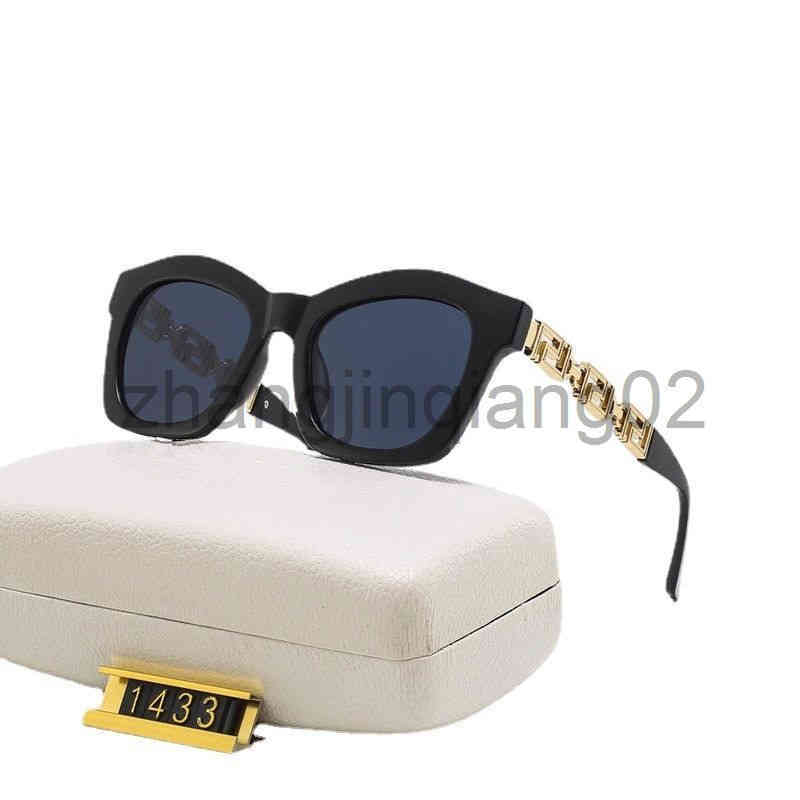 

Designer Versage Sunglasses Cycle Luxurious Europe And America Fashion Brands Men And Women Vintage Baseball Sport Sunglasses Send To Special Counter Box