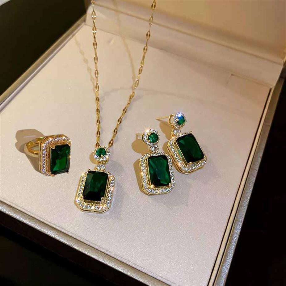 

Necklaces Pendants Gold Plated Jewelry Set Emerald Rings Earrings Necklace 268O