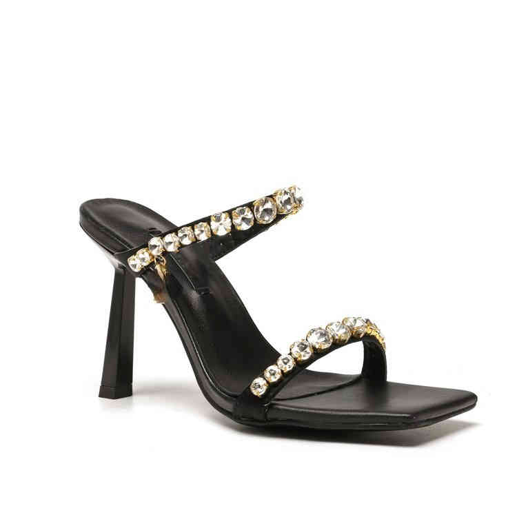 Slippers women's high heels 2022 Medusa summer new style square head anti slip leather temperament wear thin heel sandals outside