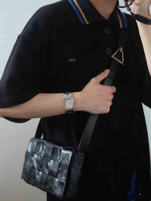 

Handbags Bottegas Cassette Venetas Designer Woven Bag Oil Wax Leather Cowhide Women's Single Shoulder Diagonal Span Men's Small Square Card, Black