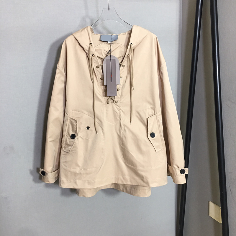 

Classy Hooded Windbreakers Trench Coats Cute Bee Embroidery Coat Luxury Outdoor Bandage Woman Windbreaker Jacket, Khaki