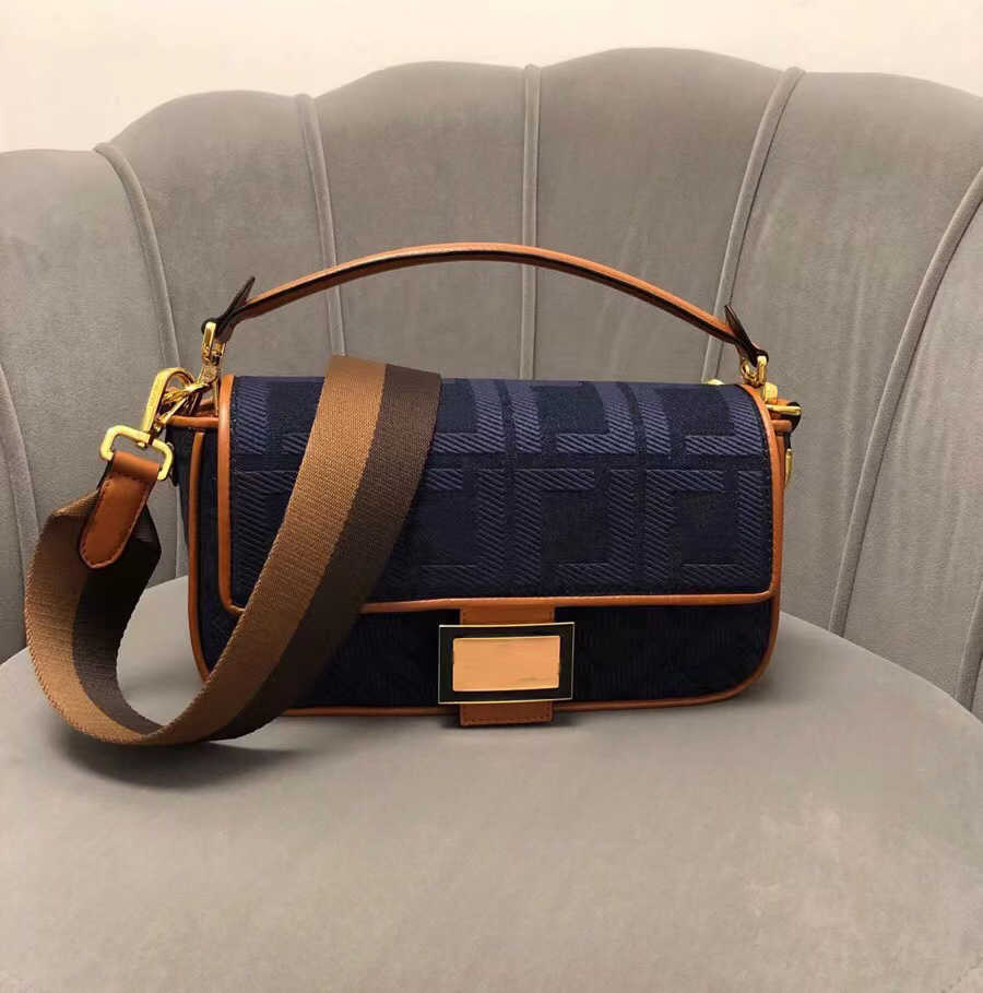 

Designers Women Shoulder Bags Tote Luxury Crossbody Bag Wallet Embroidery Decorate Leisure Fashion Womens Totes Purse sj, Size:26x15x5 cm