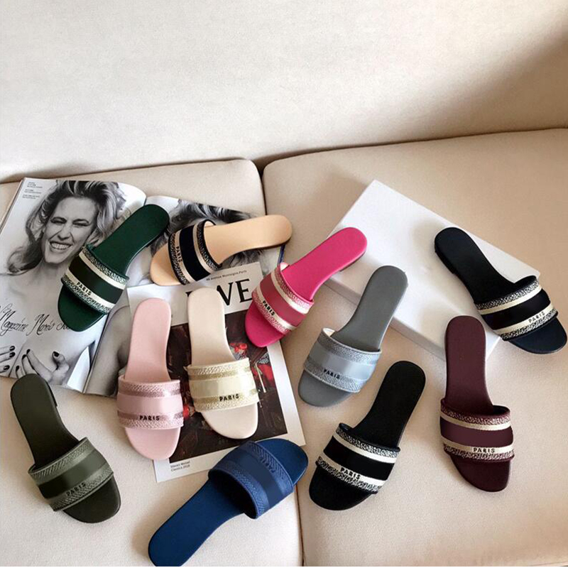 chaussures en cuir femme sandales d'été pantoufle plate fashion plage femme grosse tête noire arc-en-ciel pantoufles avec des créateurs de pantou
