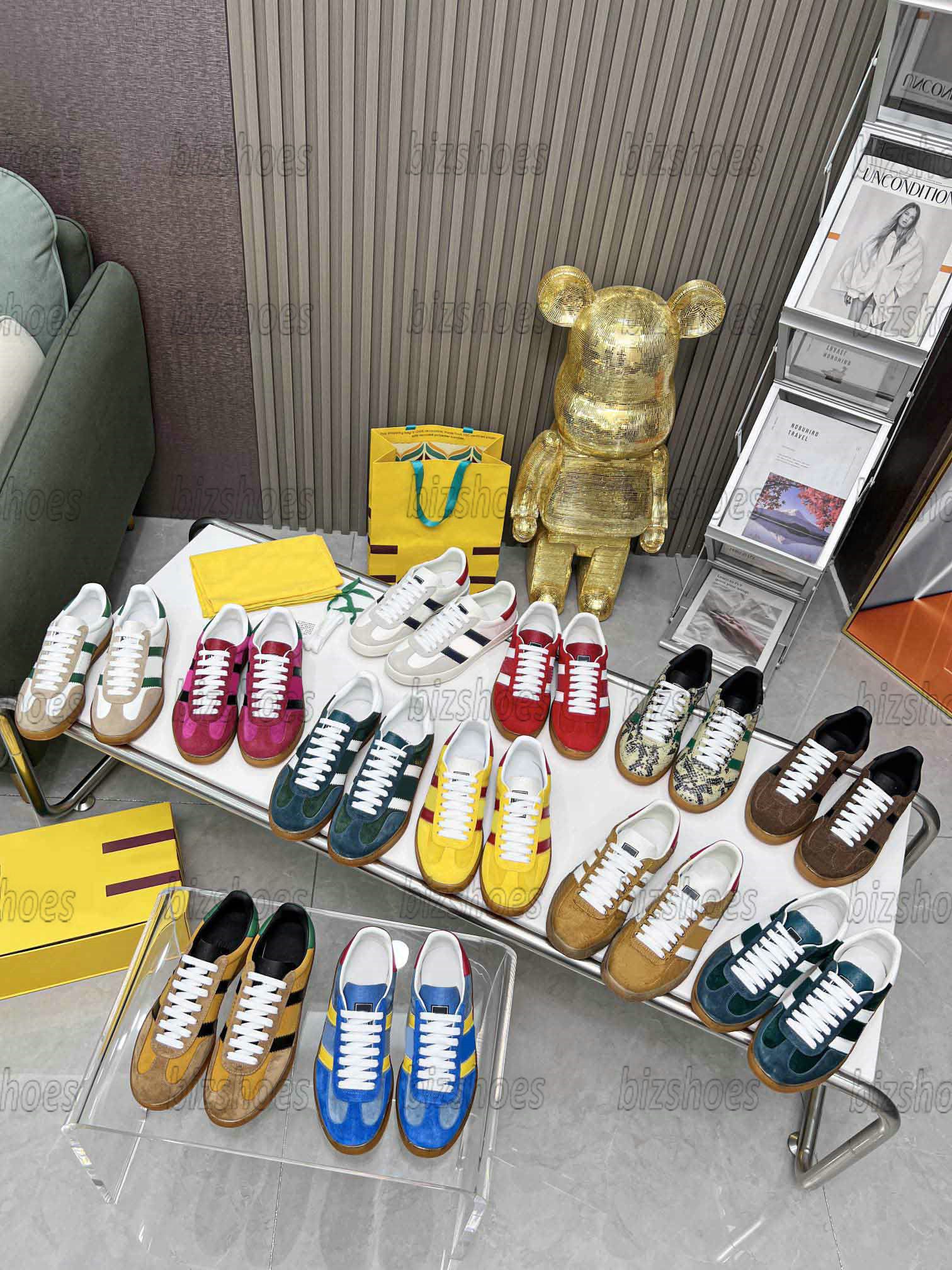 

Designer Trefoil Print Men Shoes Pink White Green Suede Gazelle Men's Sneaker Off Sports Runner Tranier Flat Shoe Rubber Sole Limited Edition