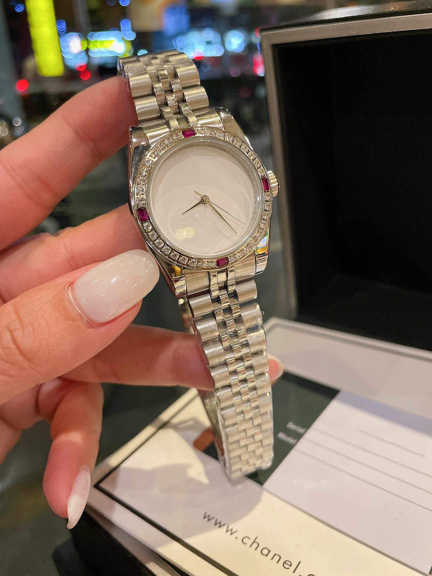 

Ladies Watch Mechanical Self-Winding Movement Boli Surface Stainless Steel Strap Case Ceramic Dial, Silver