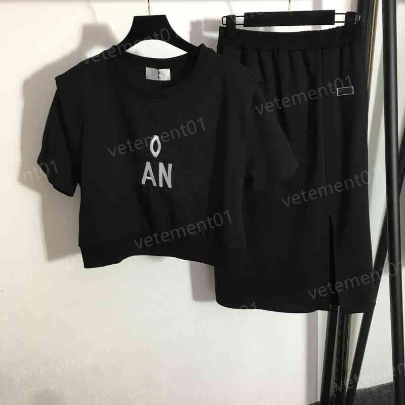 

Women Two Piece Dresses Fashion Brand Letter Logo Embroidery Short Sleeve T-shirt And High Waist Slit Skirt 2 Piece Sets Luxury Designer Women Clothing