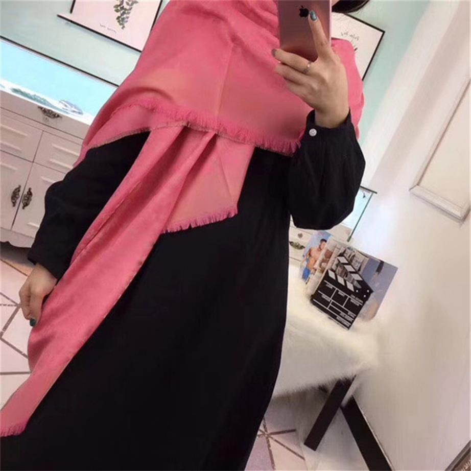 

High quality Designer womens scarf 140x140cm fashion square womens scarves for lady Gold thread shawl without box maika4238C