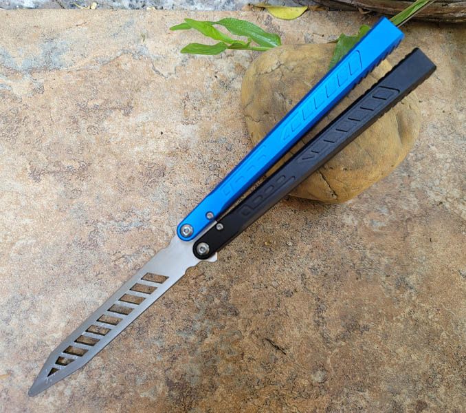 

The One Falcon Butterfly Trainer Jilt Knife D2 Blade 6061 Aviation Aluminum Handle Bushing System Free Swinging EDC Tool Knives