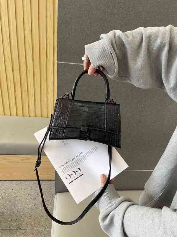 Tendance de luxe Balencaigs Sac à main à la maison B Sac de sablier femelle 2022 Automne Hiver Crocodile Match en cuir